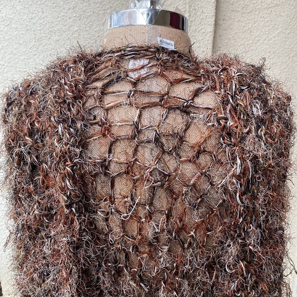 Chico’s boho hippie artsy scarf to be worn so many ways. Spoof up any outfit. - Picture 11 of 13